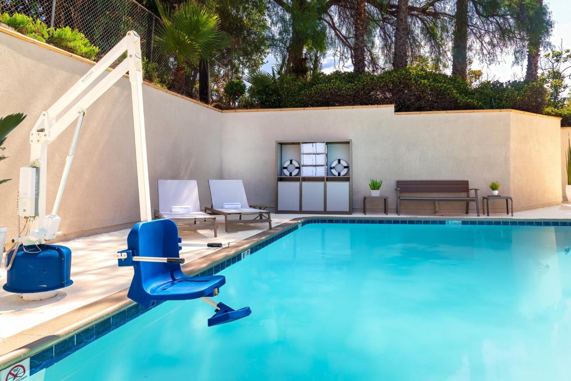 Holiday Inn Express La Mesa Near Sdsu By Ihg Esterno foto